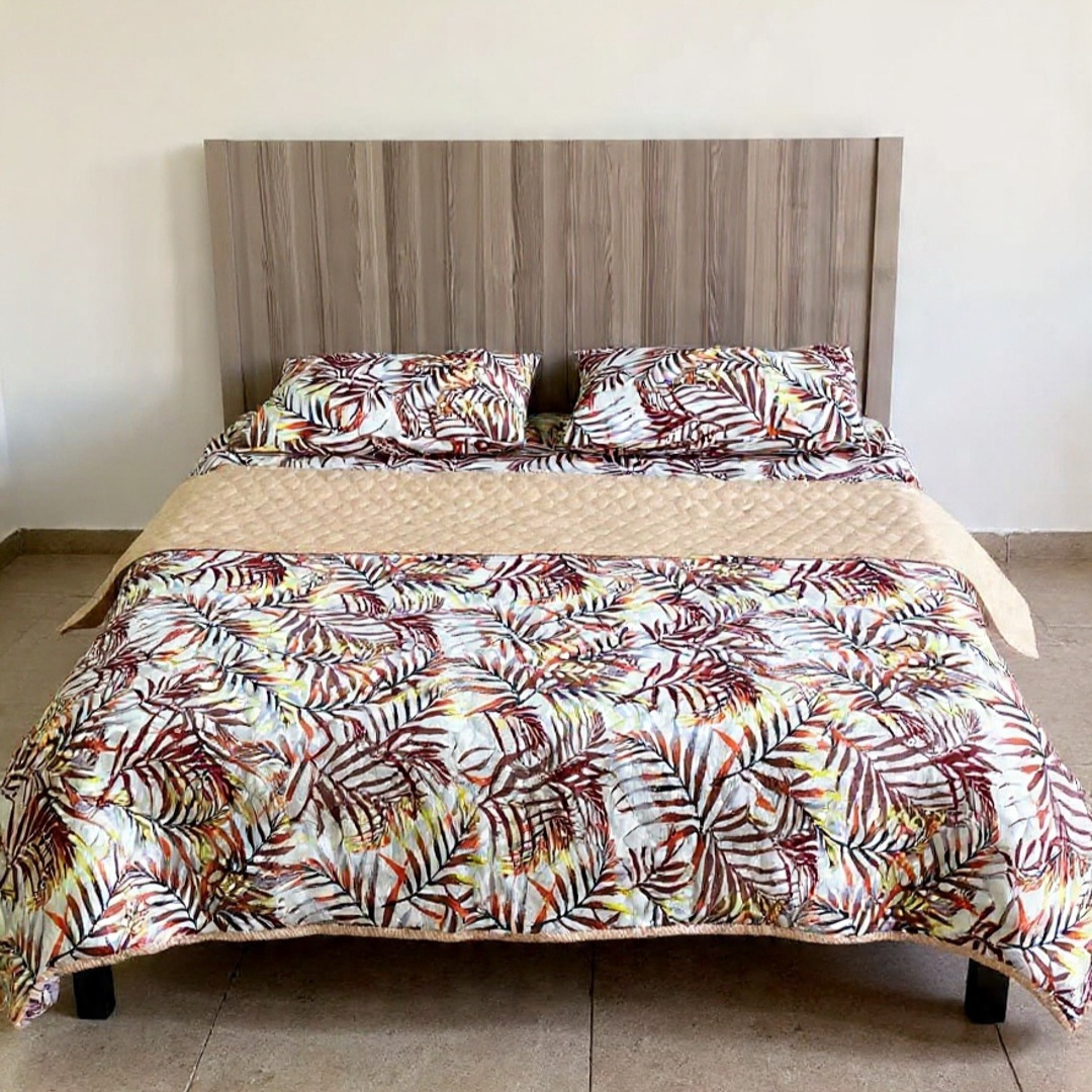 Tropical Leaves bedspread