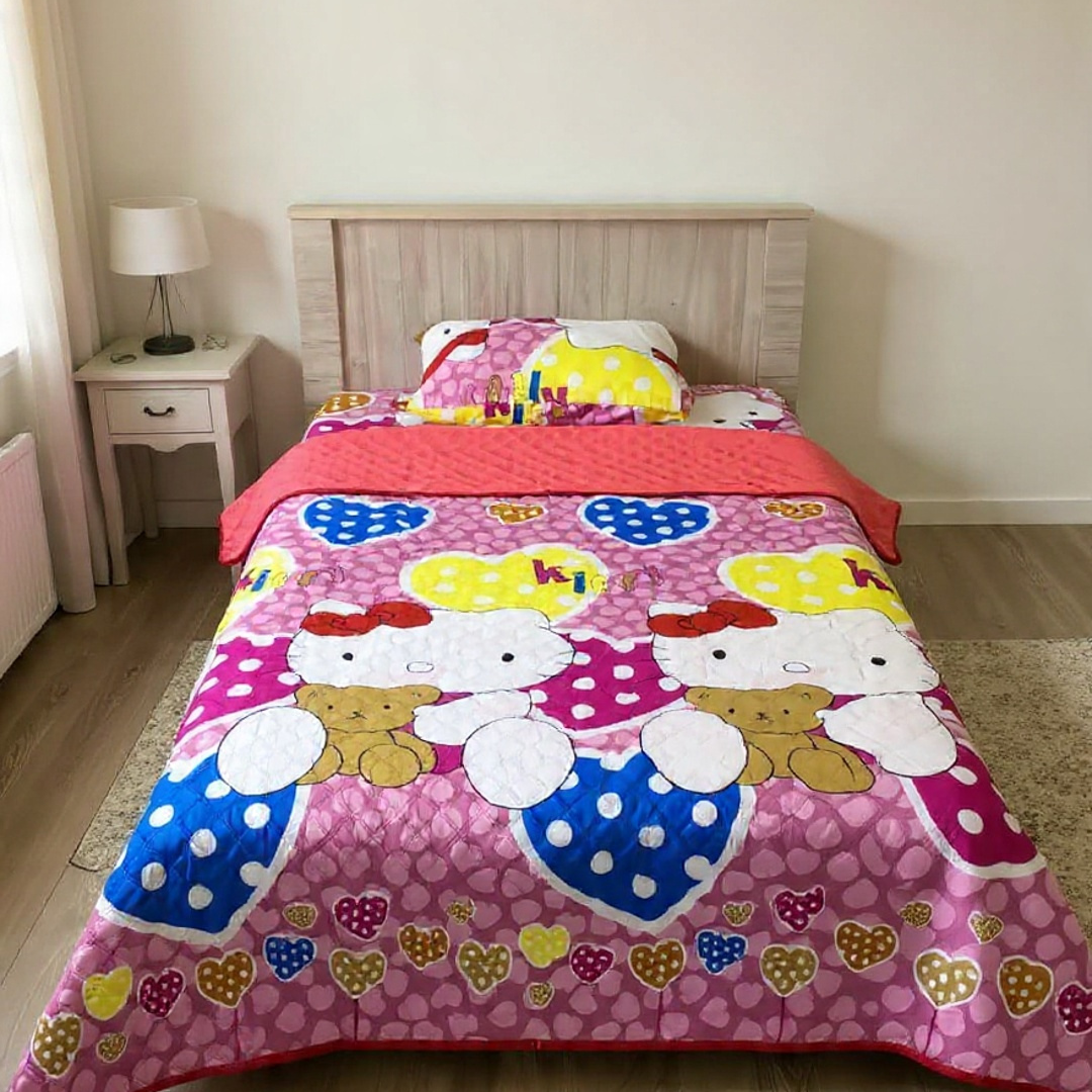 Hellokitty bedspread