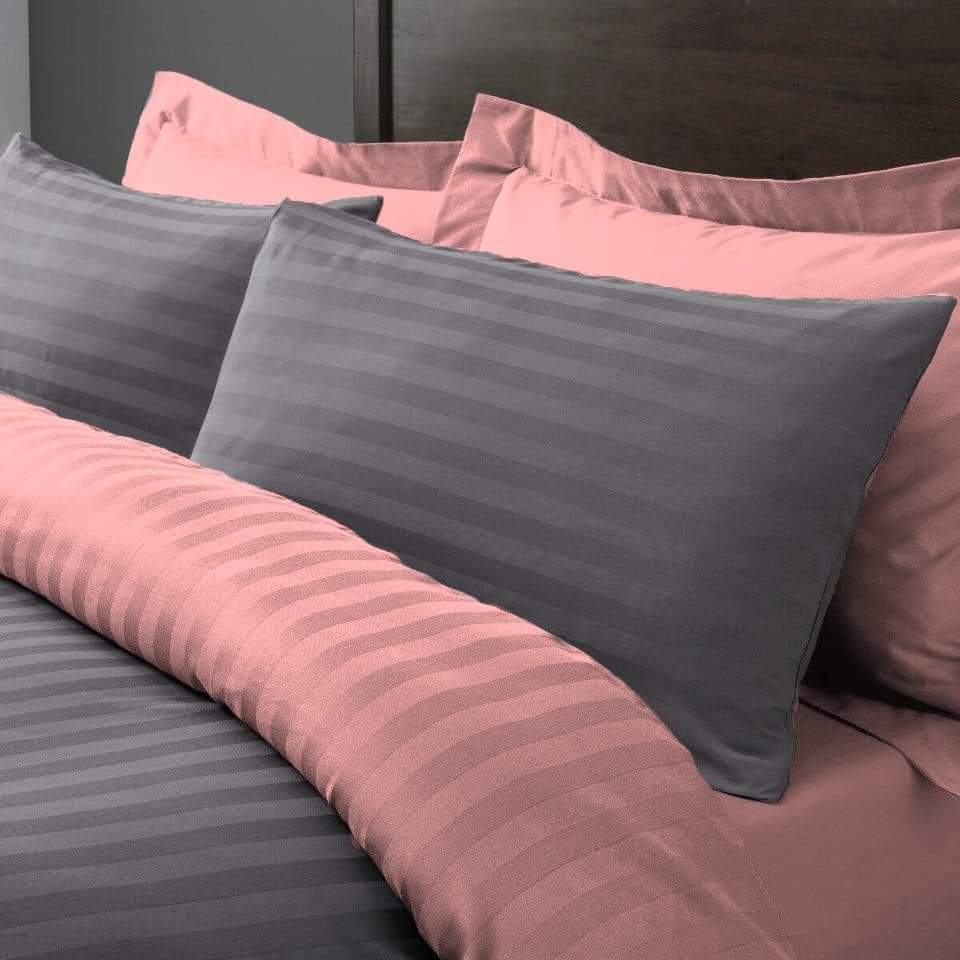 Doublefaced duvet cover set (طقم ملاحف)