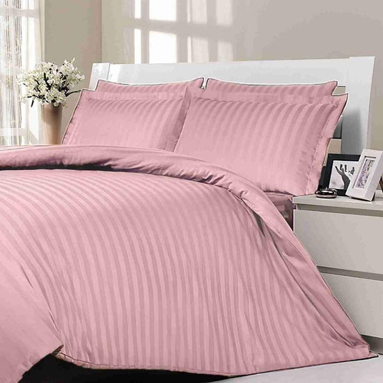 Striped Plain duvet cover set (طقم ملاحف)