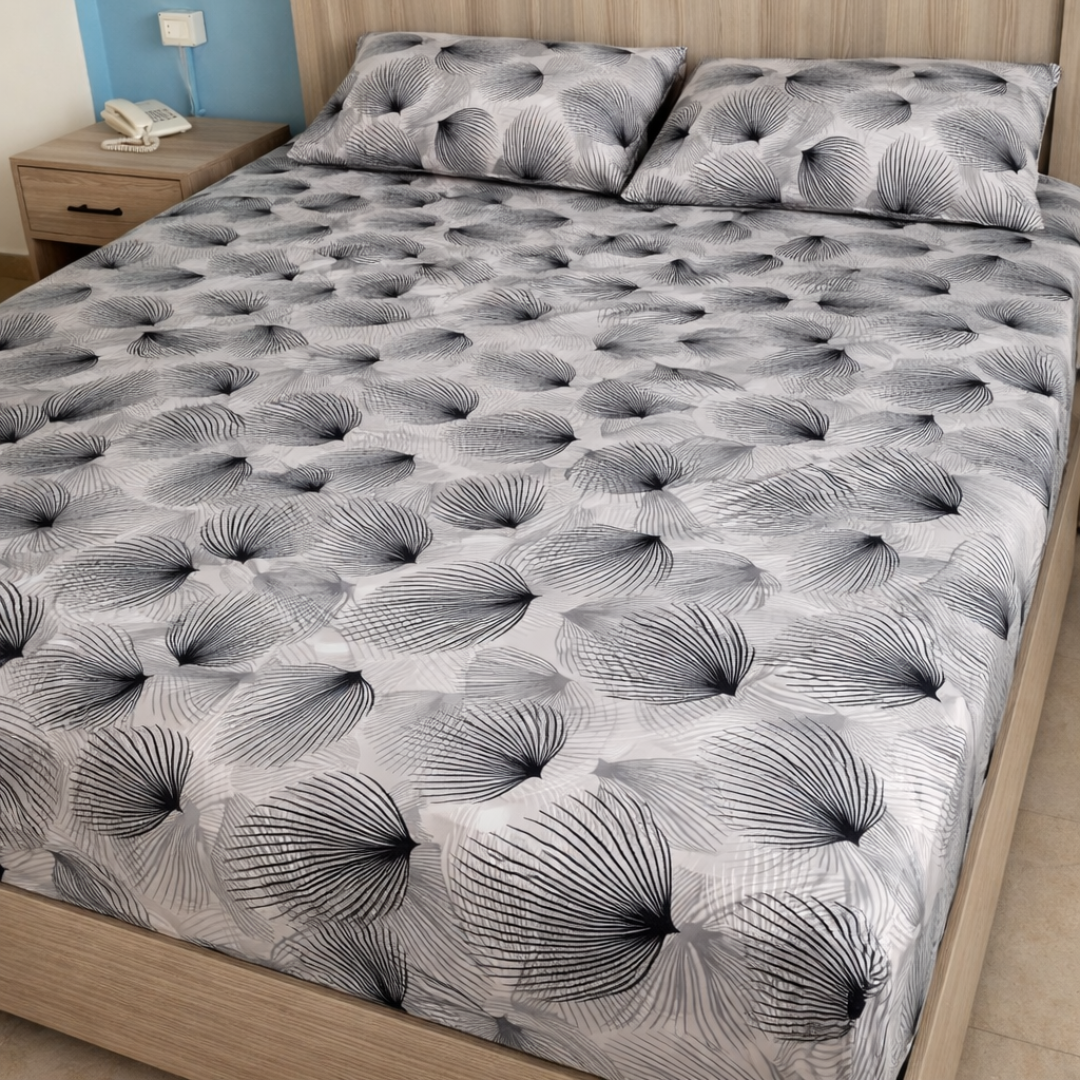Black Leaf Bedsheet (شرشف مغيط)